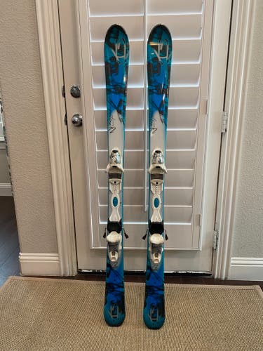 Used Women's 2015 K2 139 cm All Mountain Skis With Bindings