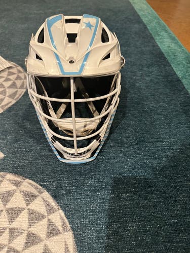 Cascade S Helmet *DECALS CAN COME OFF*