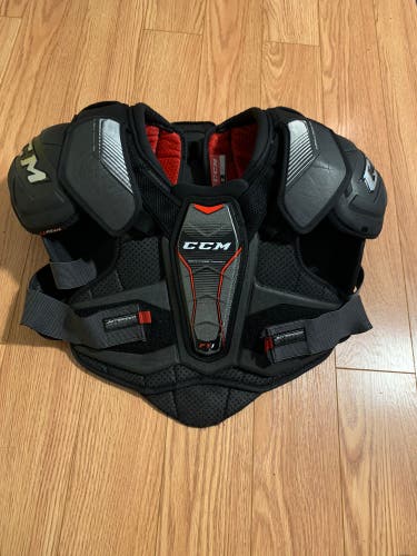 Senior Large CCM  JetSpeed FT1 Shoulder Pads