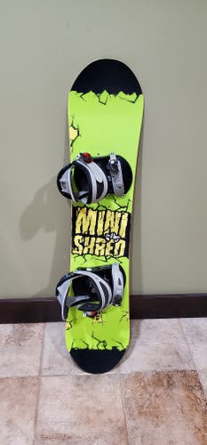 Rome sds Minishred Snowboard 115cm With Burton FS JR Binding 2-5 Green/Black.