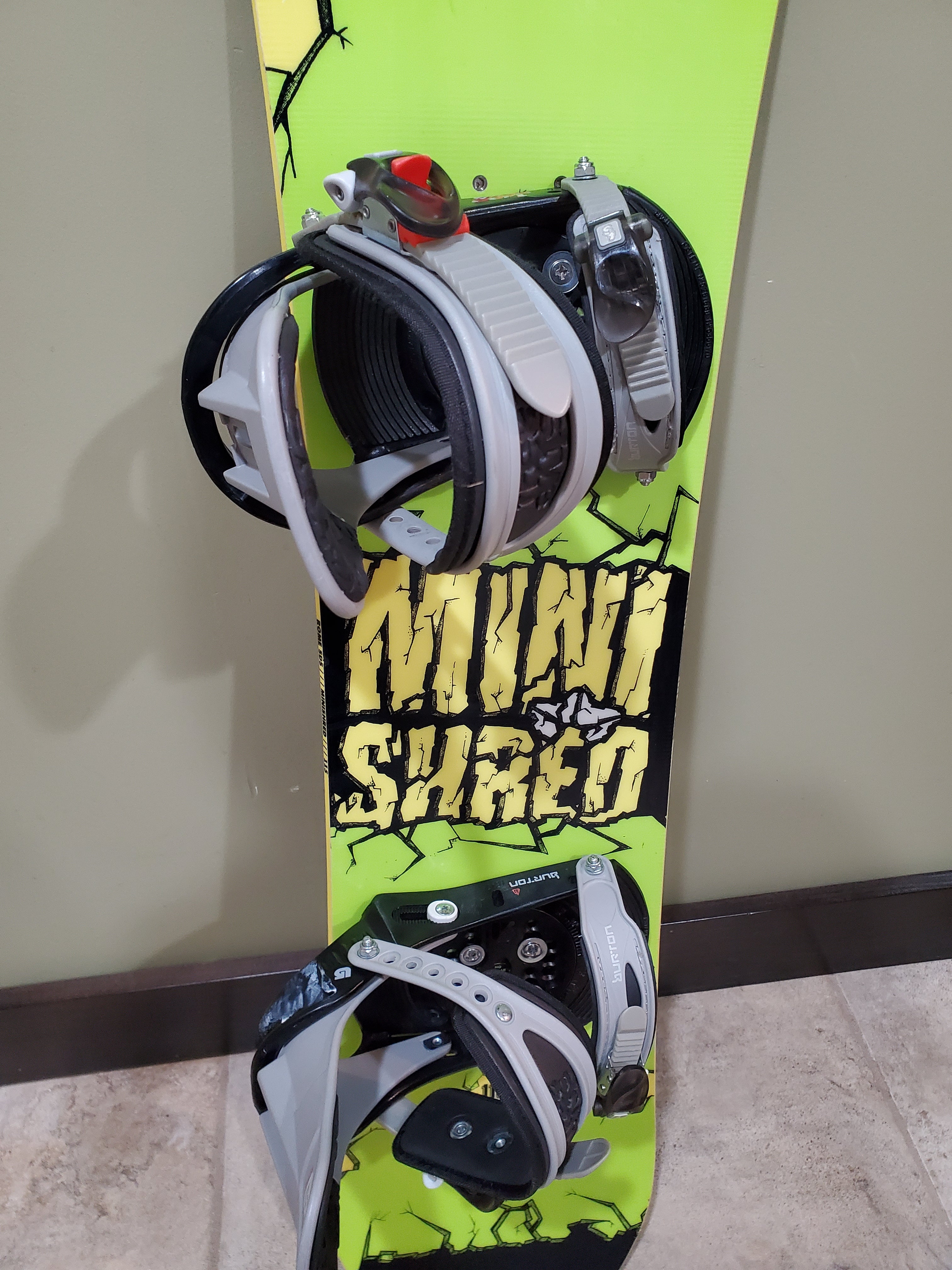 Rome Minishred Binding Youth snowboard bindings 2023 – Rome US