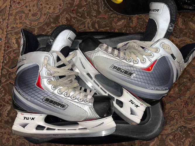 Bauer Vapor x30 Sr Hockey Skates Size 9 EE