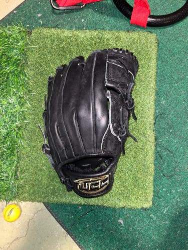 Pitcher's 12" pro series Baseball Glove
