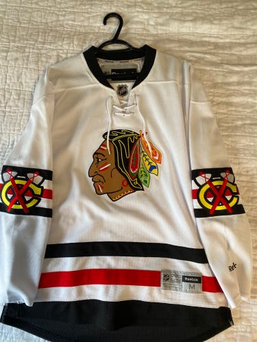 Blackhawks retro jersey