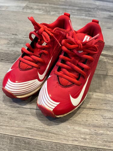 Size 12C NIKE Youth Vapor Keystone 2 Low Molded Cleat Lightweight, Speed-Inspired