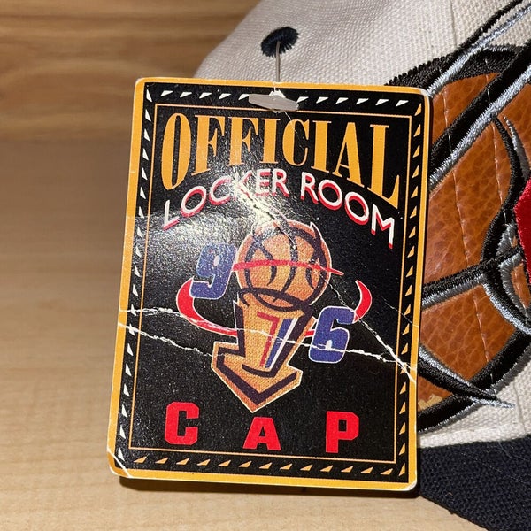 Vintage Authentic Chicago Bulls 1997 NBA Champions Locker Room Hat Snapback