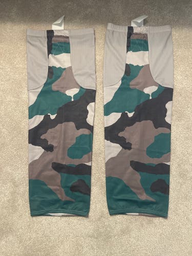 Sioux City Musketeers 2014 Army Themed Camo Gray Used XL Socks