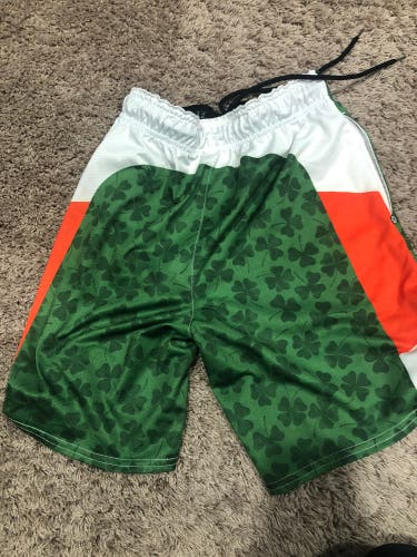 Shamrock lacrosse shorts - Youth Small