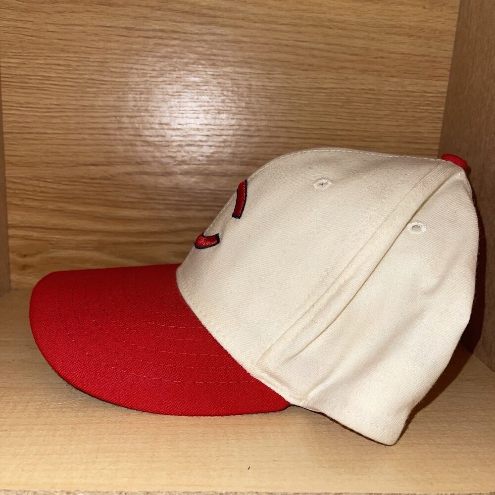 Cincinnati Reds MLB Vintage ANNCO Field of Dreams 1901 Logo Fitted Hat Cap  7 1/2