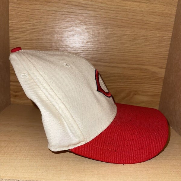 Cincinnati Reds Hat Baseball Cap Fitted 7 1/2 Roman Leather White Vintage  80s C