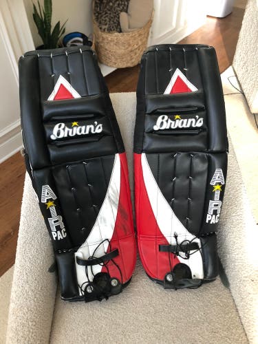 Vintage Brian’s Alite Air Pac Hockey Goalie Leg Pads 30”