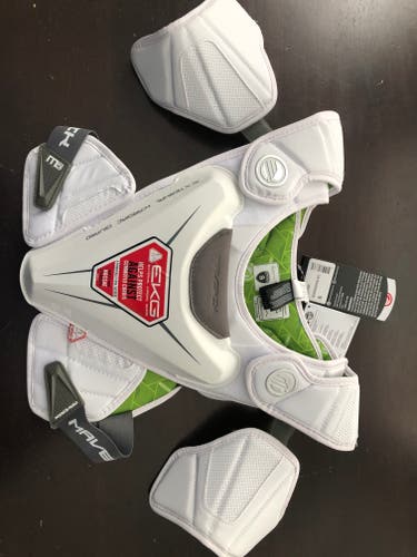New Men’s Small Maverik M5 EKG Shoulder Pads