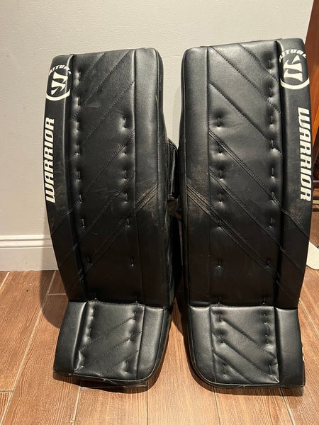 30" Warrior Ritual G4 Goalie Leg Pads