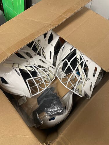 11 Adult STX Stallion 650 Lacrosse Helmets White (1 Medium 10 Large
