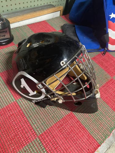 Senior Black Goalie Mask Unknown Brand