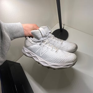 New Balance Turf Sneakers Shoes White Men’s Size 9.0 (Women's 10)