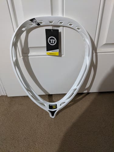 New Warrior Nemesis 3 Goalie Head