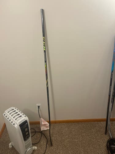 Senior Right Handed P88 Super Tacks AS4 Pro Hockey Stick
