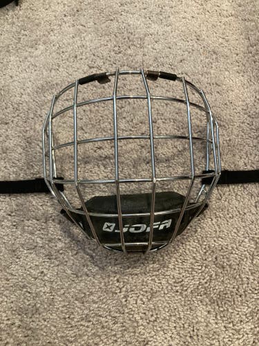 CCM FM480 Chrome Cage Small