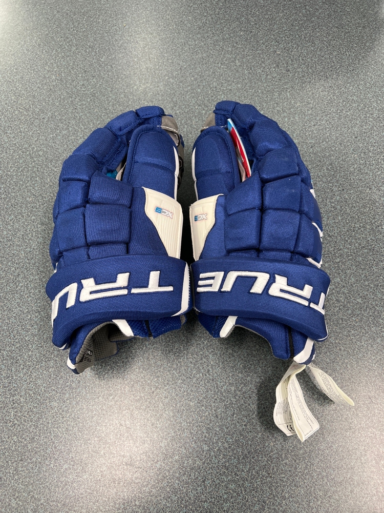 New True 15"  XC9 Gloves Gloves