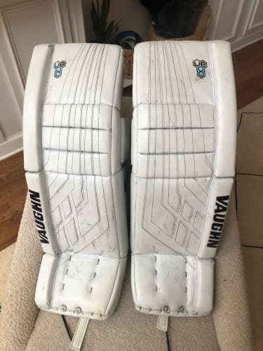 Vaughn Velocity VE8 Pro Hockey Goalie Leg Pads Size 34+2”