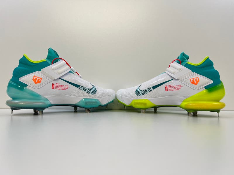 Nike Force Zoom Trout 7 Baseball Cleats White Aurora Green 