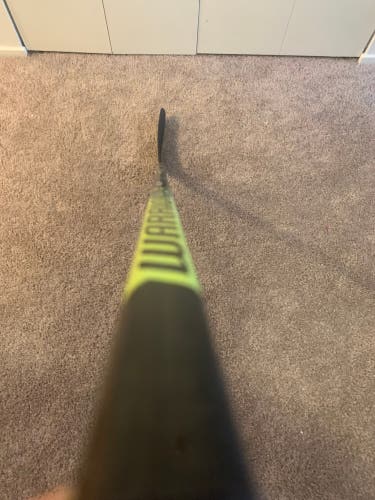 Warrior Alpha DX Grip Hockey Stick: Senior LH 87 Flex USED GREAT CONDITION