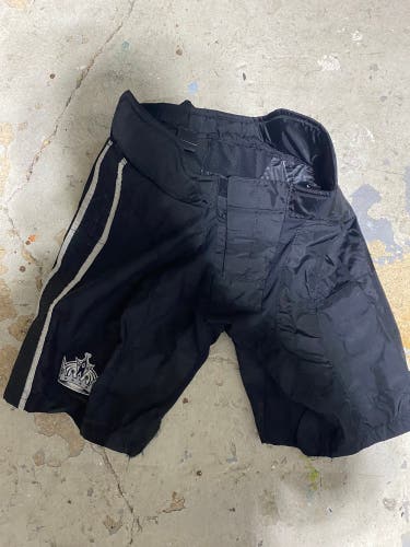 CCM Pro Stock LA Kings Girdle Shell Medium