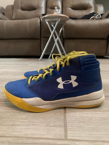 Men's Size 6.5) Under Armour Curry 2.5 |