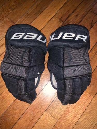 Used Bauer Supreme 150 Gloves