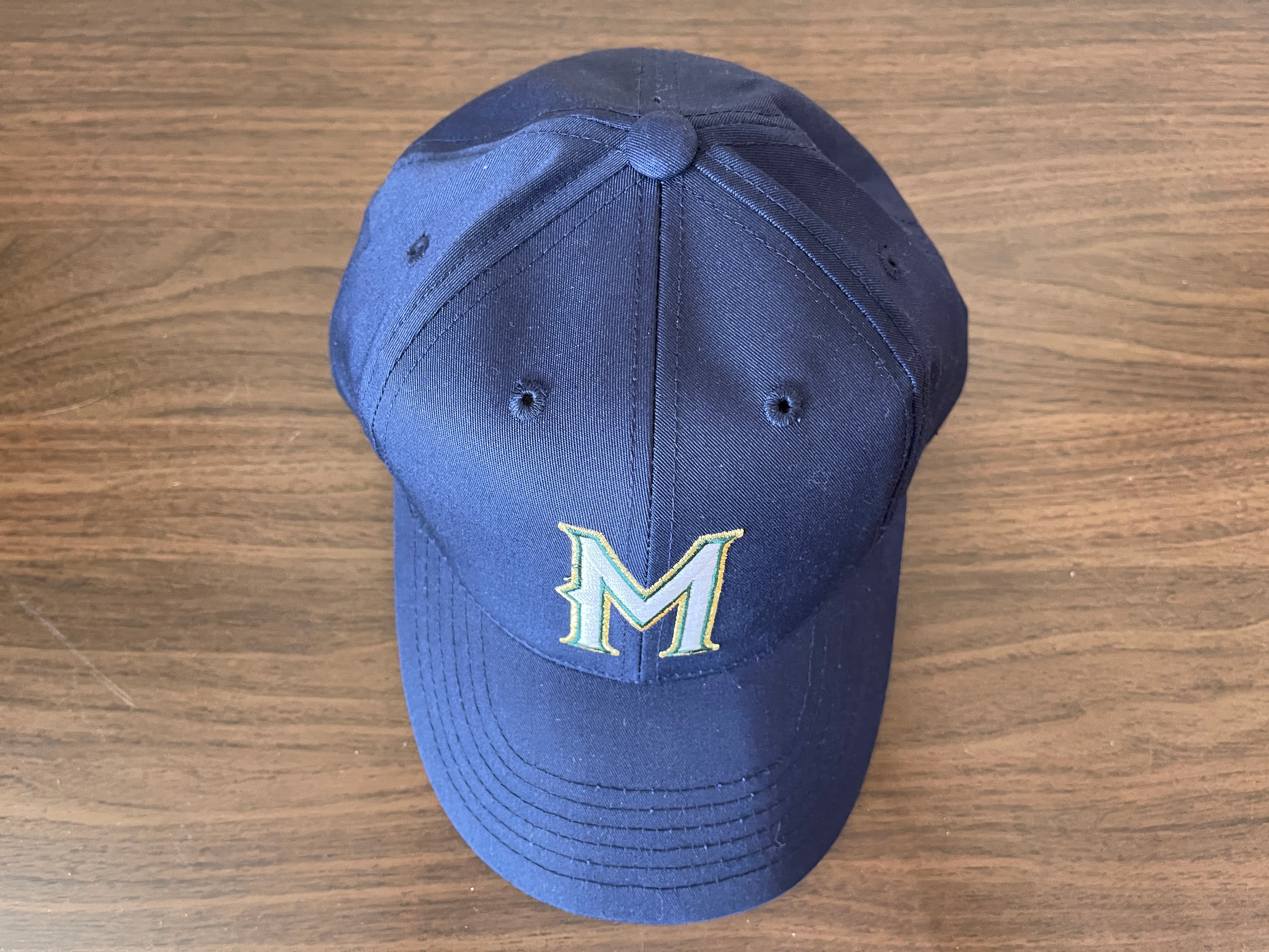 Milwaukee Brewers Vintage Signatures YOUTH Snapback Cap Hat - NWT 