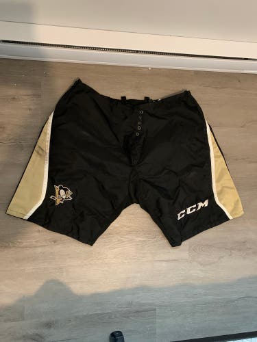 Pittsburgh Penguins Pro Stock Pant Shell Size XL