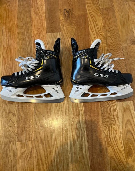 Senior Used Bauer Supreme 2S Hockey Skates Regular Width Size 9.5