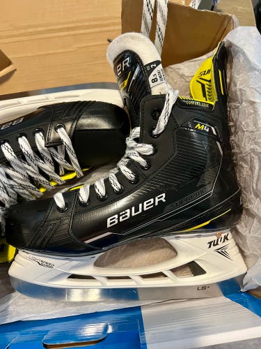 Used Bauer Regular Width Pro Stock Size 8.5 Supreme M4 Hockey Skates