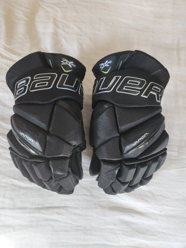 New Bauer Vapor 2X Pro Gloves 13"