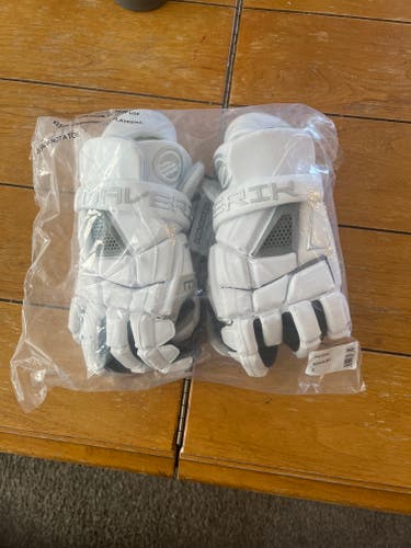 Brand New 2023 Large Maverik M5 Lacrosse Gloves