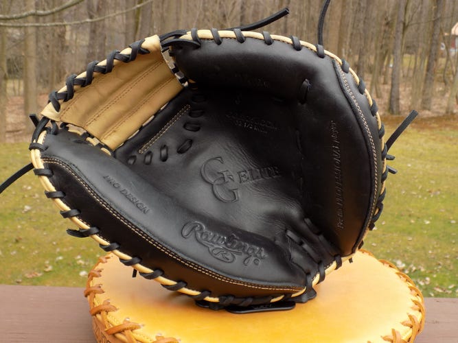 Used Rawlings Right Hand Throw Catcher's Gold Glove Elite Baseball Glove 32.5"