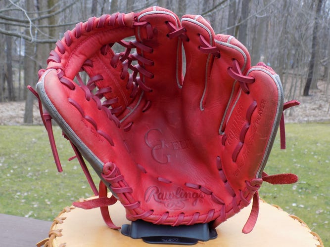 Used Rawlings Right Hand Throw Infield Gold Glove Elite Baseball Glove 11.5"