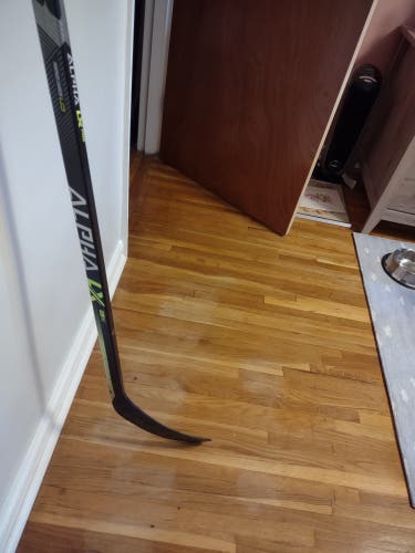 Right Handed Warrior Alpha LX Pro Hockey Stick W03M 70 flex