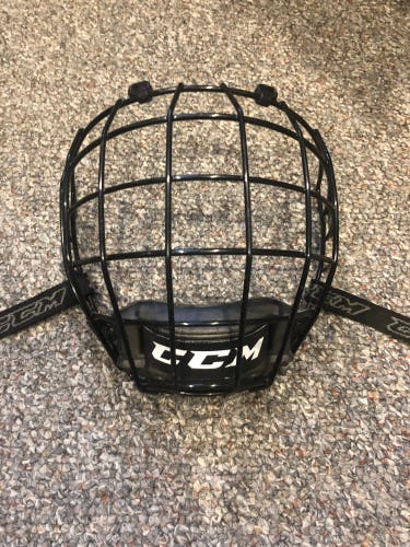 Senior Medium CCM FM06 Helmet Cage