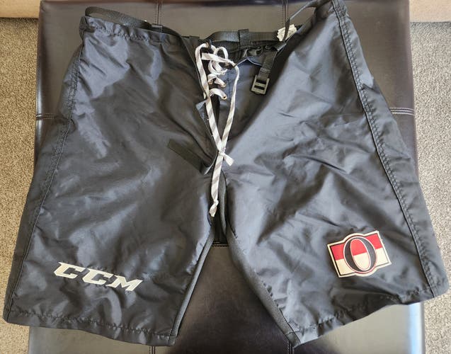 Black Used Like New Large CCM PP10 Ottawa Senators Pant Shell Pro Stock