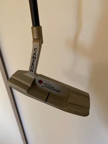 Right Handed Pro Platinum Newport 2 Putter