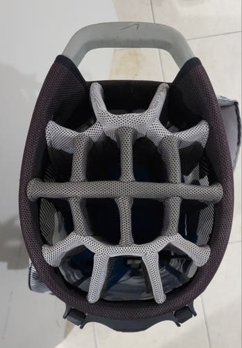 Used Unisex Nike Air Hybrid Bag