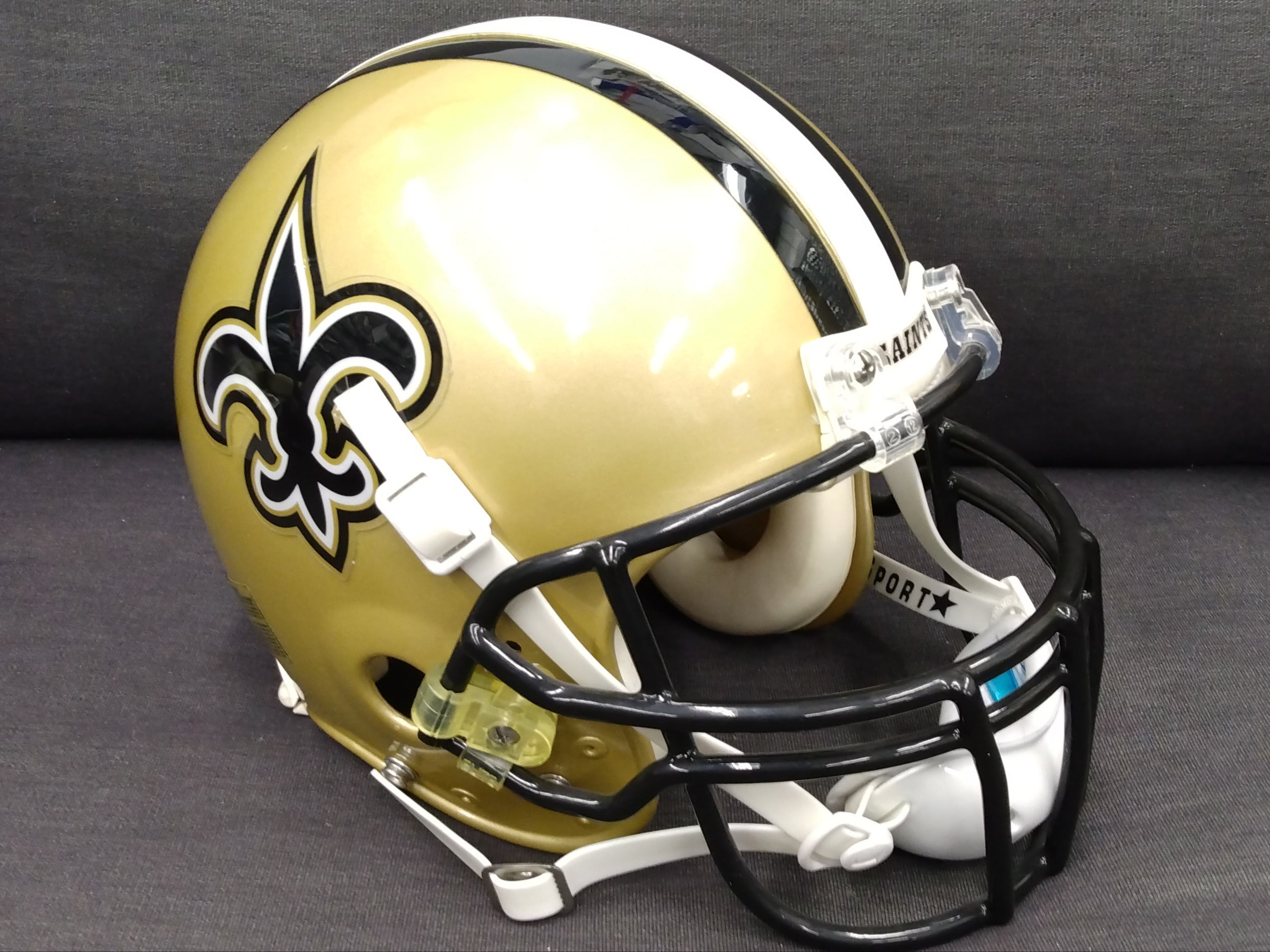 NEW ORLEANS SAINTS FULL SIZE SPEED FLEX AUTHENTIC FOOTBALL HELMET! DREW  BREES!