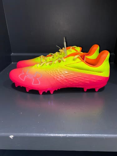 Under Amour Blur Smoke MC LE Gradient Football Cleats