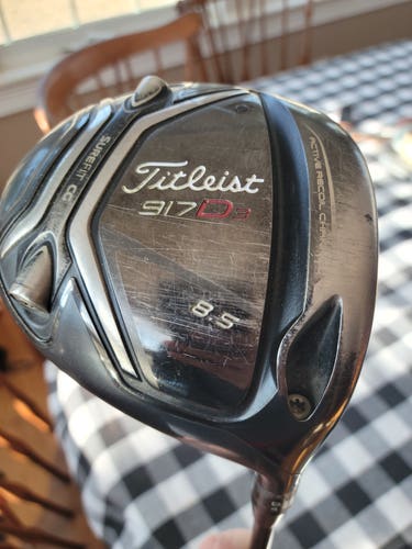 Used Men's Titleist Right Handed 917D3 Driver Stiff Flex 8.5 Loft