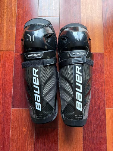 Bauer Pro Series Shin Pads Like New