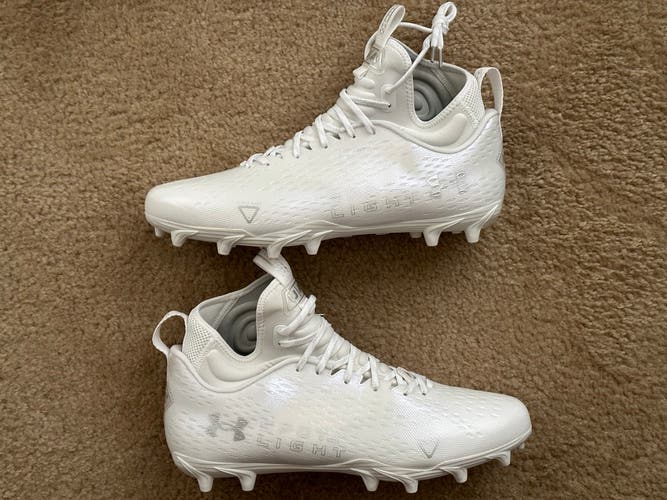 Under Armour Spotlight Football Cleats