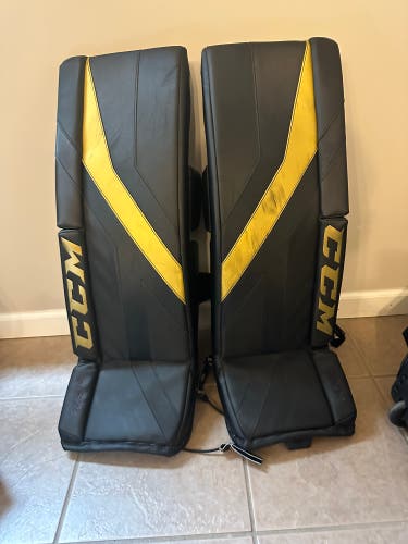 33" CCM  Axis Pro Goalie Leg Pads