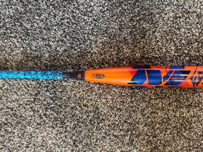 Used USSSA Certified 2022 Louisville Slugger Composite Meta Bat (-8) 22 oz 30"